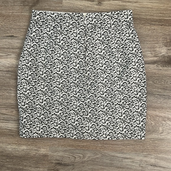 I Crew skirt - Picture 2 of 4